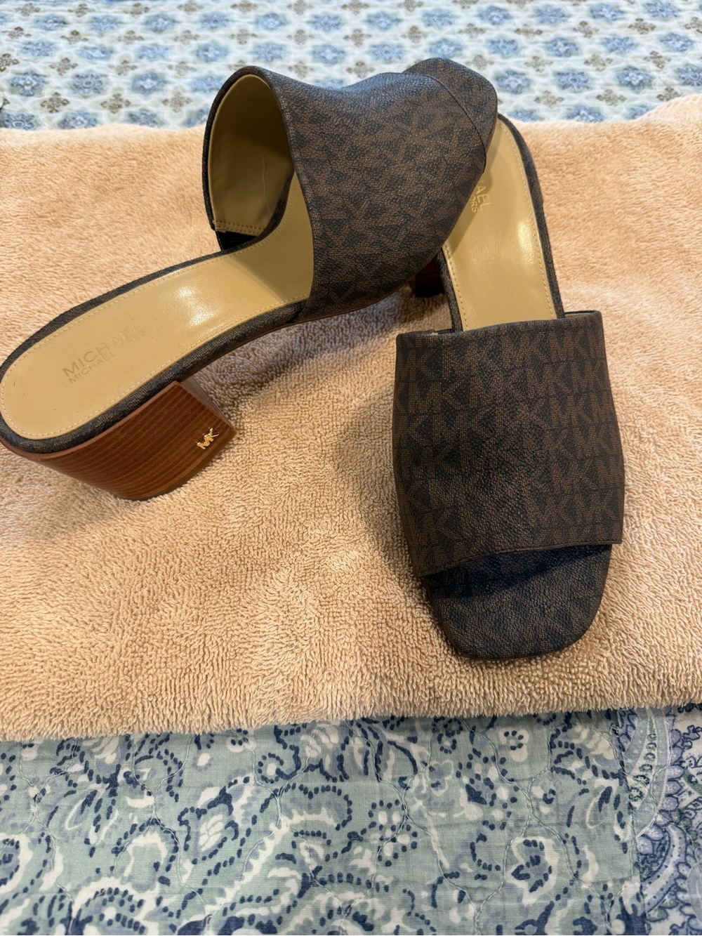 Michael Kors Dark Brown MK Logo Slide Mules 9M - Picture 3 of 6